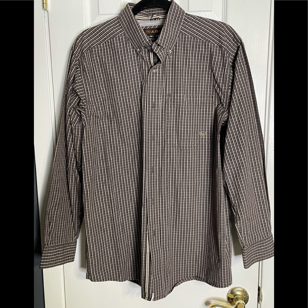 ARIAT MEN’S LONG SLEEVES SHIRT IN Chocolate brown and Orange plaid!